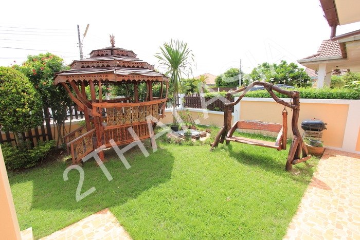 Pattaya Tropical Village, Pattaya, East Pattaya - photo, price, location map