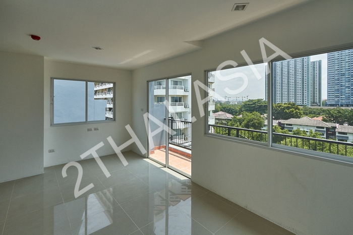 Trio Gems Condominium, Pattaya, Jomtien - photo, price, location map