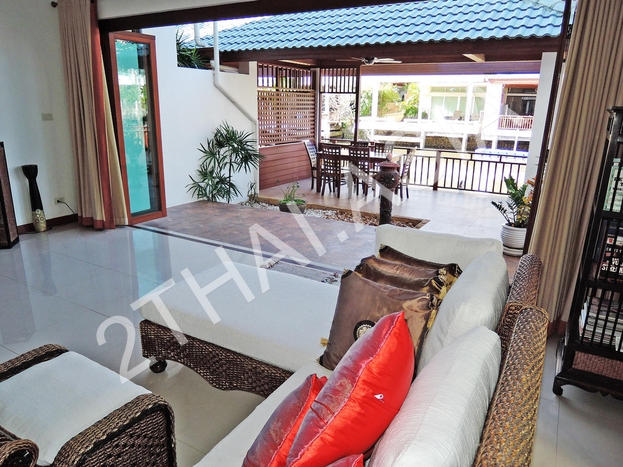 Jomtien Yacht Club, Pattaya, Na-Jomtien - photo, price, location map