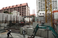 Wong Amat Tower - construction photo review