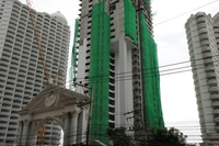 Wong Amat Tower - construction photo review
