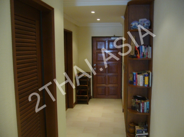 Jomtien Complex Condotel, Pattaya, Jomtien - photo, price, location map