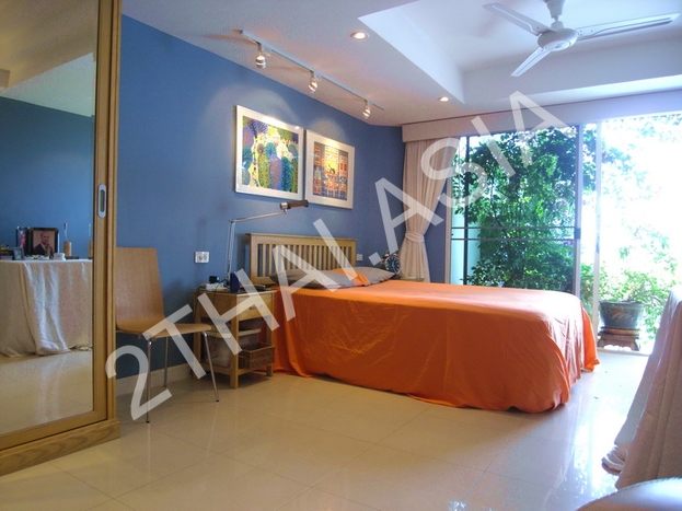 Grand Condotel, Pattaya, Jomtien - photo, price, location map