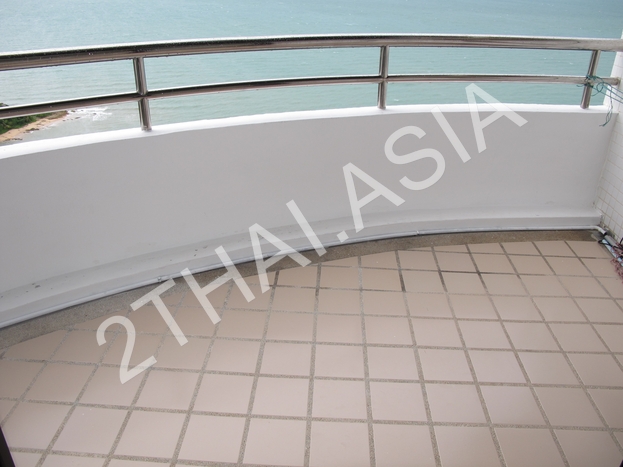 Krisda Golden Condotel , Pattaya, Na-Jomtien - photo, price, location map