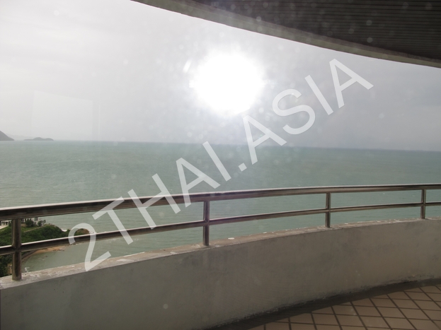 Krisda Golden Condotel , Pattaya, Na-Jomtien - photo, price, location map