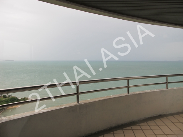 Krisda Golden Condotel , Pattaya, Na-Jomtien - photo, price, location map