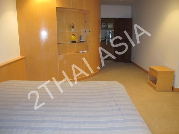 Krisda Golden Condotel , Pattaya, Na-Jomtien - photo, price, location map