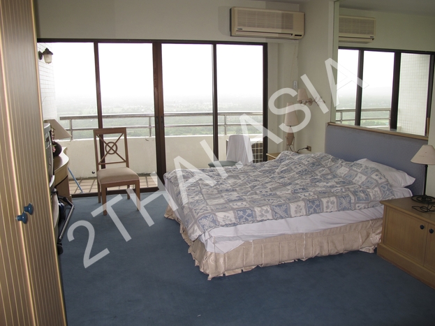 Krisda Golden Condotel , Pattaya, Na-Jomtien - photo, price, location map