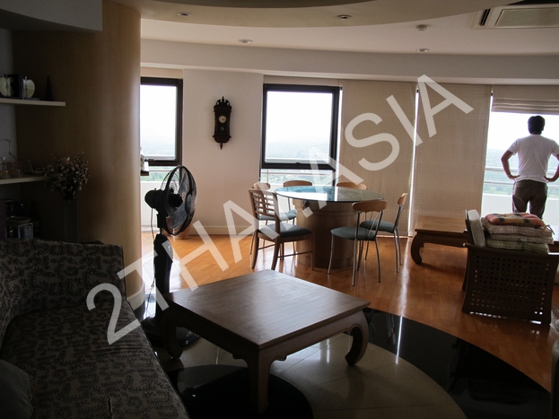 Krisda Golden Condotel , Pattaya, Na-Jomtien - photo, price, location map