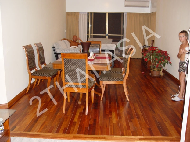 Krisda Golden Condotel , Pattaya, Na-Jomtien - photo, price, location map
