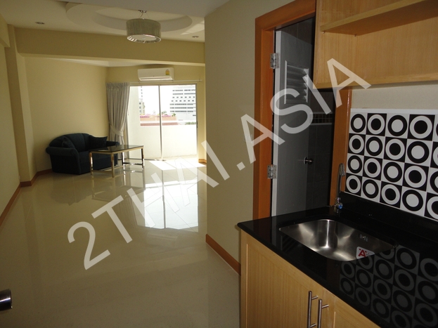 Royal Beach Condotel, Pattaya, Pratumnak - photo, price, location map