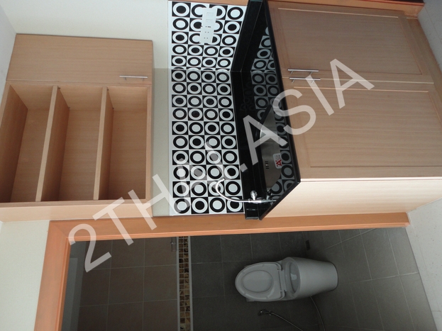 Royal Beach Condotel, Pattaya, Pratumnak - photo, price, location map