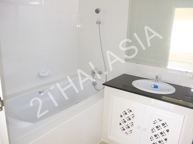Baan Panalee , Pattaya, Huai Yai - photo, price, location map
