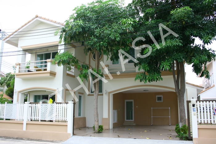 Baan Fha Rimhard, Pattaya, Jomtien - photo, price, location map