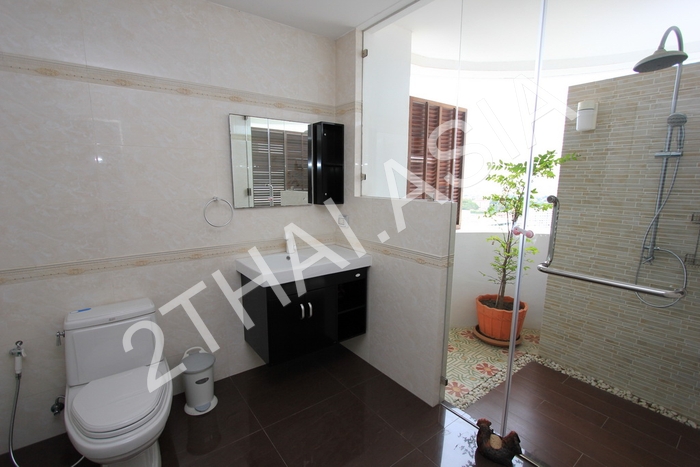 Jomtien Complex Condotel, Pattaya, Jomtien - photo, price, location map