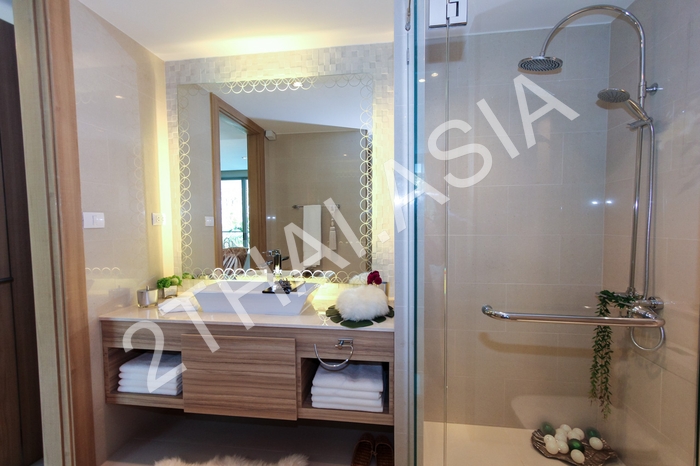 The Riviera Wongamat Beach, Pattaya, North Pattaya - photo, price, location map