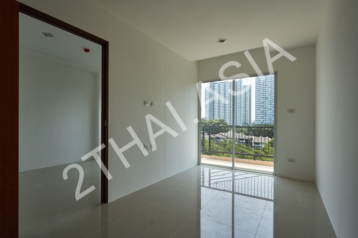 Trio Gems Condominium, Pattaya, Jomtien - photo, price, location map