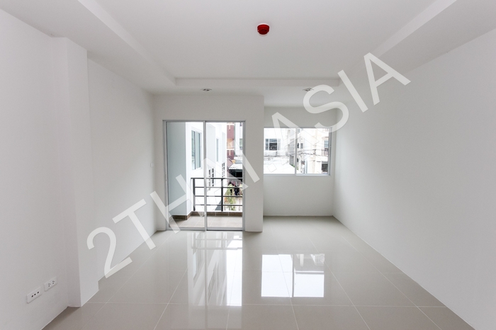 Beach 7 Condominium, Pattaya, Jomtien - photo, price, location map