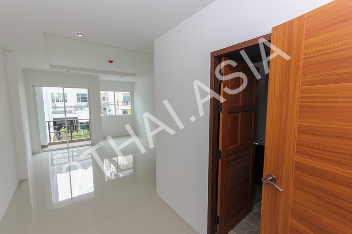 Beach 7 Condominium, Pattaya, Jomtien - photo, price, location map