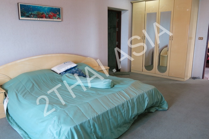 Krisda Golden Condotel , Pattaya, Na-Jomtien - photo, price, location map