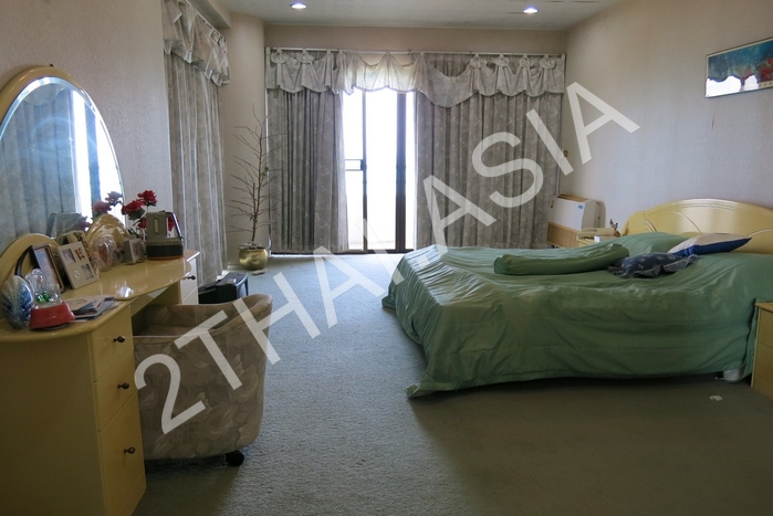 Krisda Golden Condotel , Pattaya, Na-Jomtien - photo, price, location map