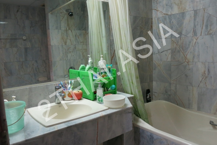 Krisda Golden Condotel , Pattaya, Na-Jomtien - photo, price, location map