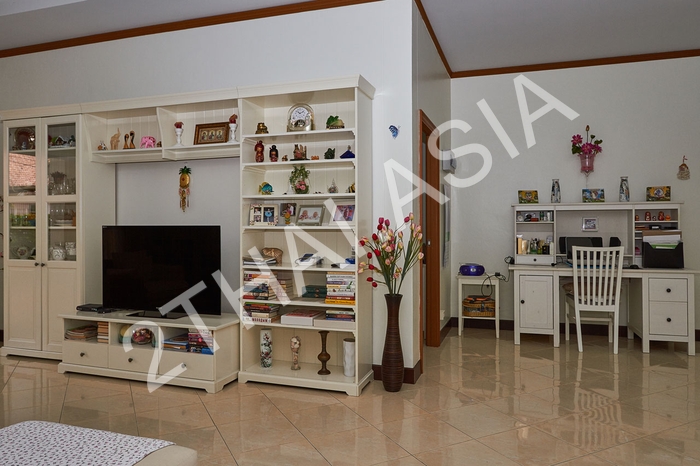 Pattaya Tropical Village, Pattaya, East Pattaya - photo, price, location map