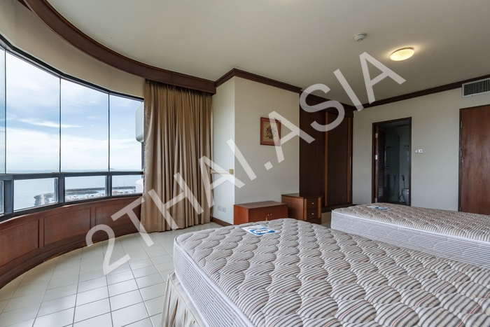 Ocean Marina Yacht Club, Pattaya, Na-Jomtien - photo, price, location map