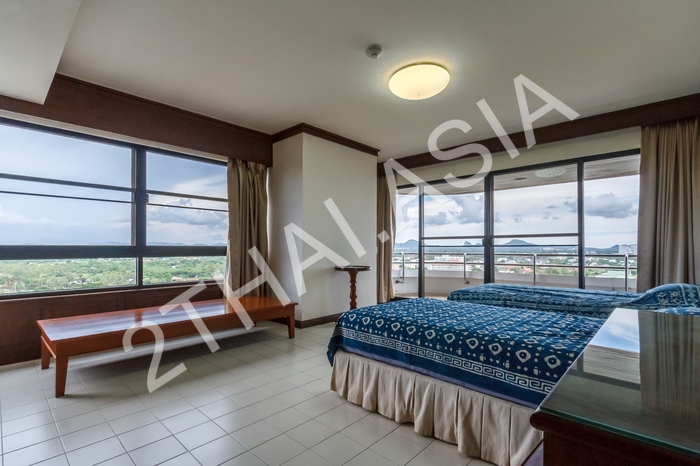 Ocean Marina Yacht Club, Pattaya, Na-Jomtien - photo, price, location map