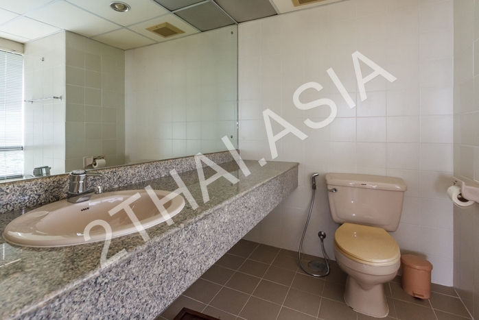 Ocean Marina Yacht Club, Pattaya, Na-Jomtien - photo, price, location map