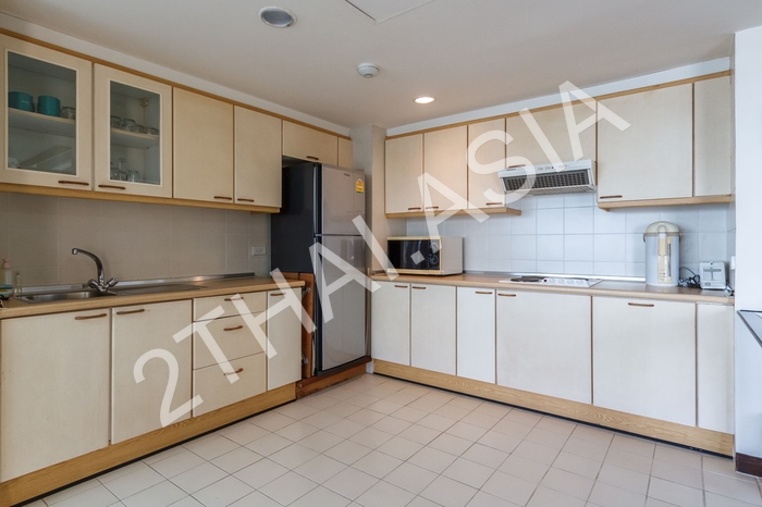 Ocean Marina Yacht Club, Pattaya, Na-Jomtien - photo, price, location map