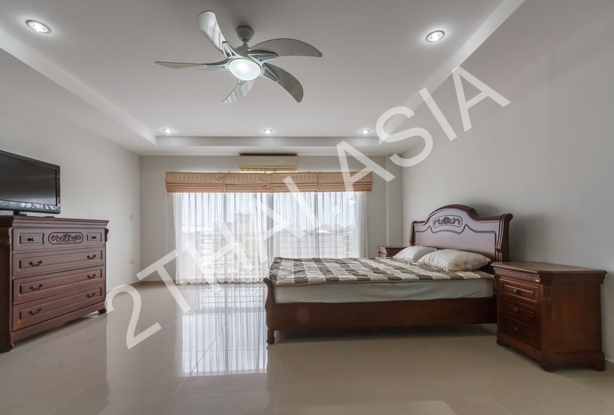 Jomtien Beach Mountain 2, Pattaya, Jomtien - photo, price, location map