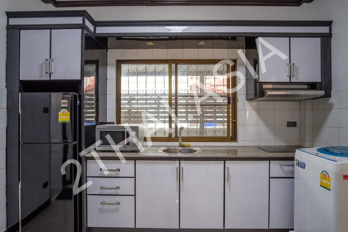 Royal Park Village, Pattaya, Jomtien - photo, price, location map