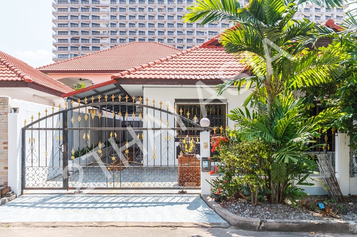 Royal Park Village, Pattaya, Jomtien - photo, price, location map