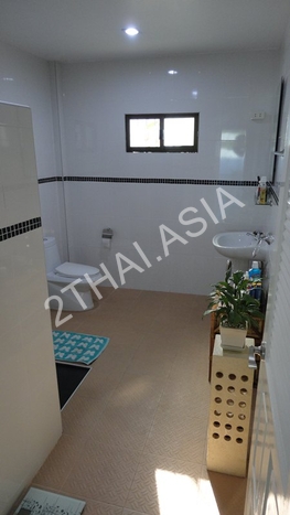 Royal Park Village, Pattaya, Jomtien - photo, price, location map