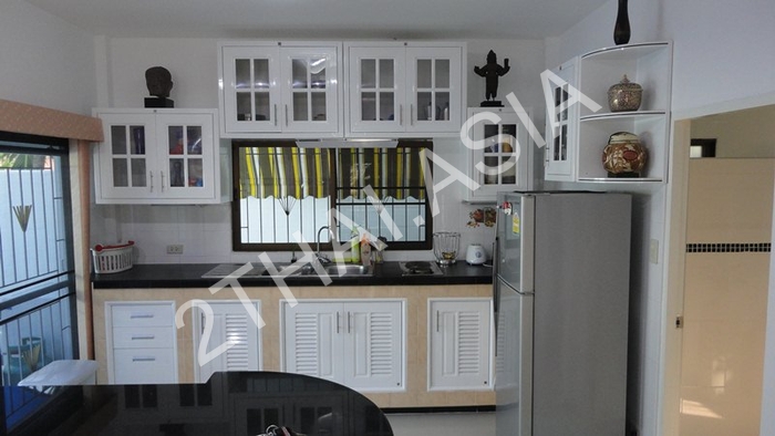 Royal Park Village, Pattaya, Jomtien - photo, price, location map