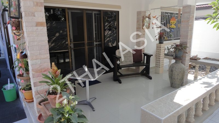 Royal Park Village, Pattaya, Jomtien - photo, price, location map