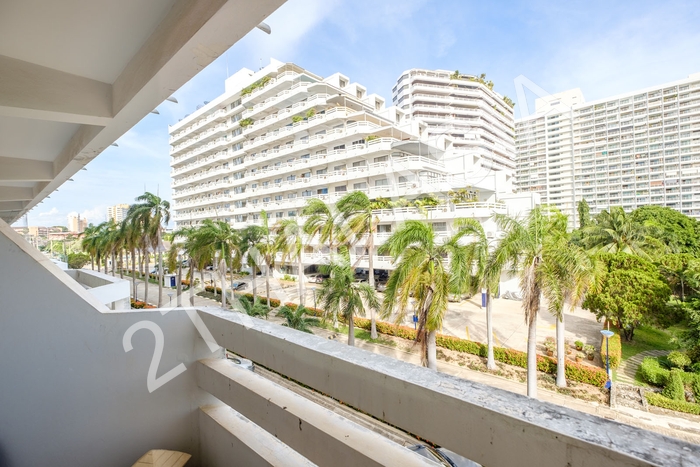 Jomtien Condotel&Village, Pattaya, Jomtien - photo, price, location map
